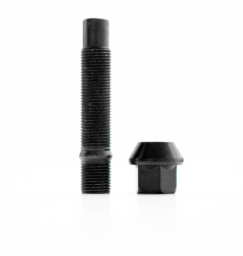 BMW Stud and Nut kit